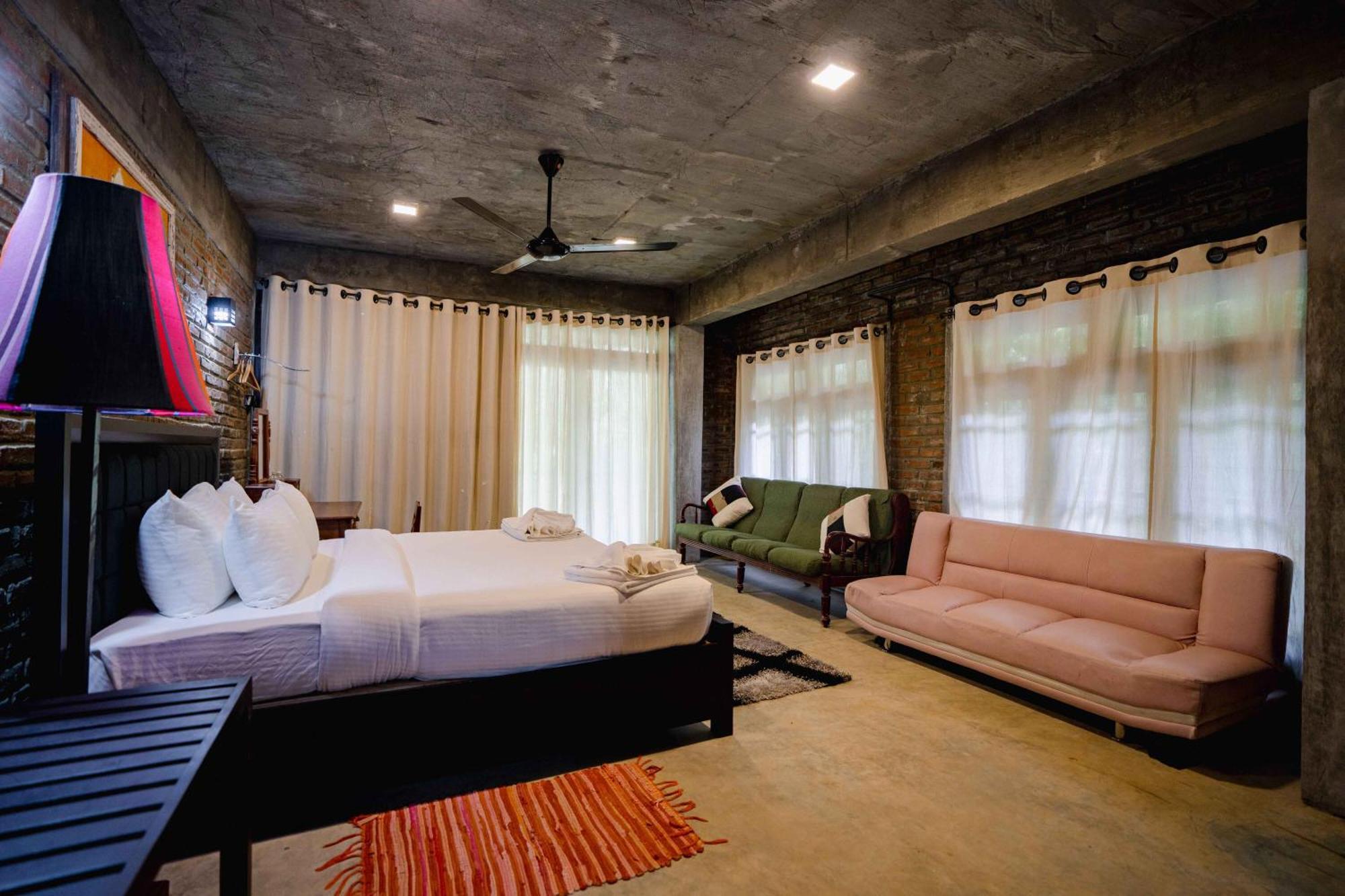 Aayu Hanthana Boutique Hotel Канді Екстер'єр фото