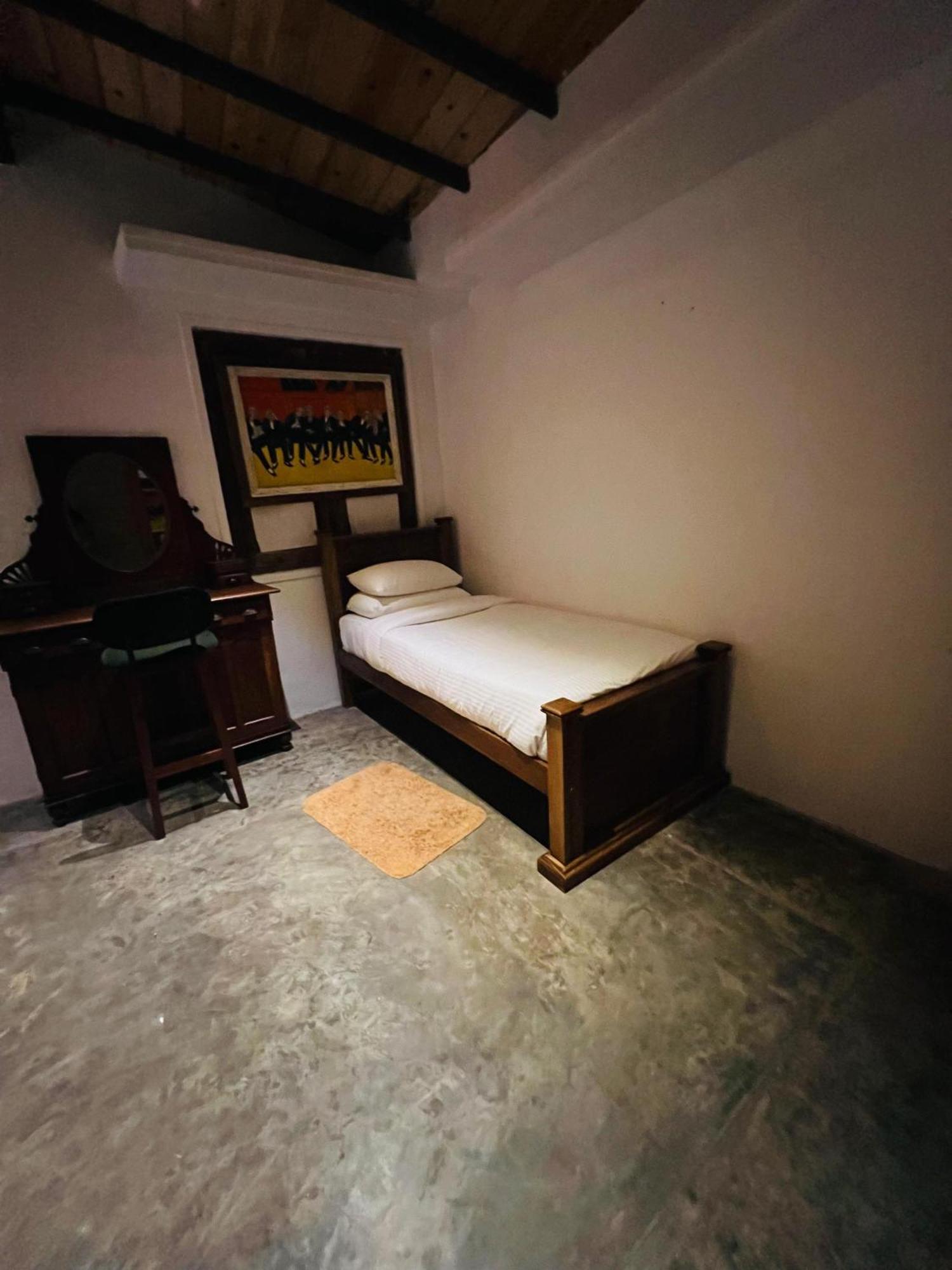 Aayu Hanthana Boutique Hotel Канді Екстер'єр фото