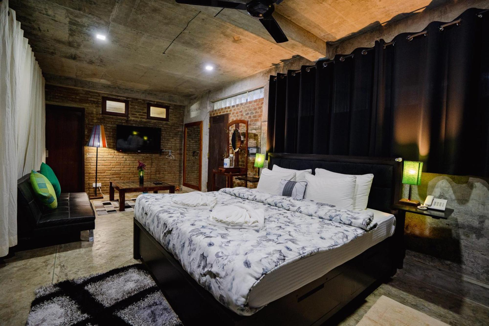 Aayu Hanthana Boutique Hotel Канді Екстер'єр фото
