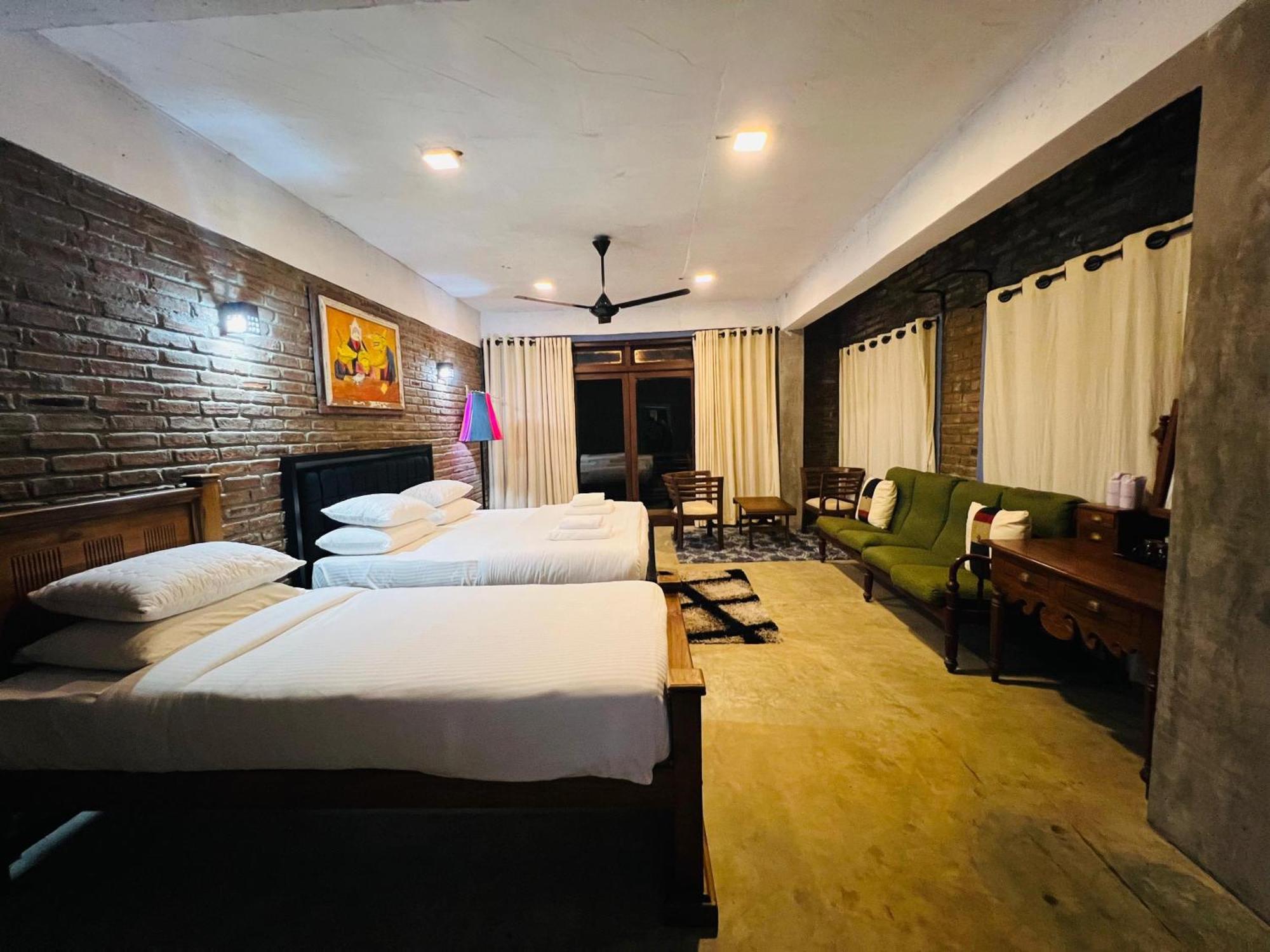 Aayu Hanthana Boutique Hotel Канді Екстер'єр фото